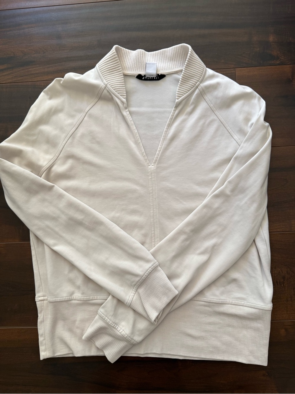 Athleta Cream Rib-Trim V-Neck Pullover Sweater